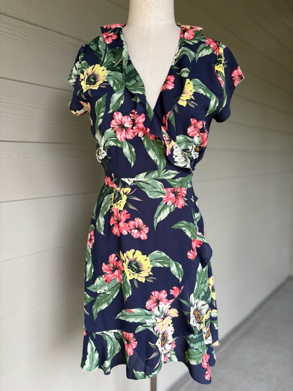 Women’s Savoy Sunday Best Wrap Dress Size 2 Floral, Wedding, Ruffle, Fairy, Boho
